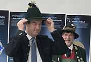 Verleihung der Ehrenmitgliedschaft des Bund der Bayerischen Gebirgsschützen-Kompanien an Ministerpräsident Dr. Markus Söder  (©Foto: Martin Schmitz)